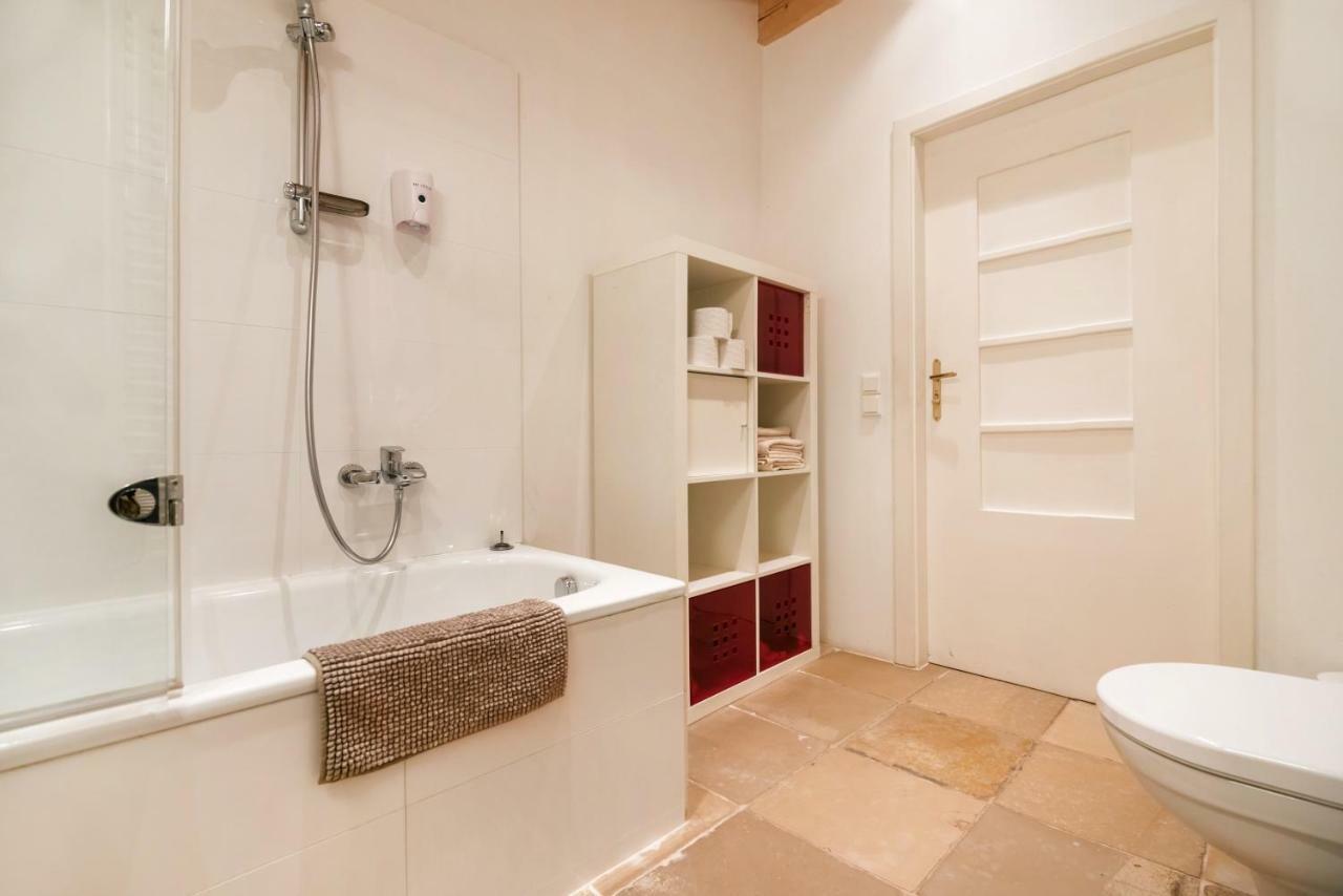 Sunny Apartments Wina Bagian luar foto